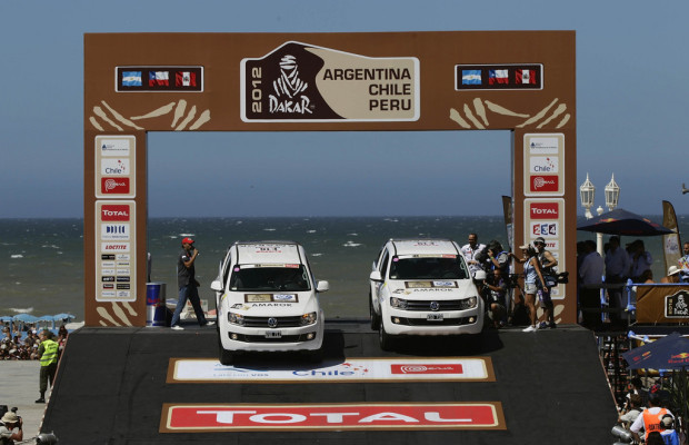 Volkswagen stellt Begleitfahrzeuge für die Dakar
