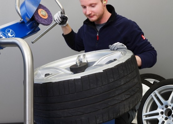 WheelDoctor: Kratzer an Alufelgen günstig entfernen