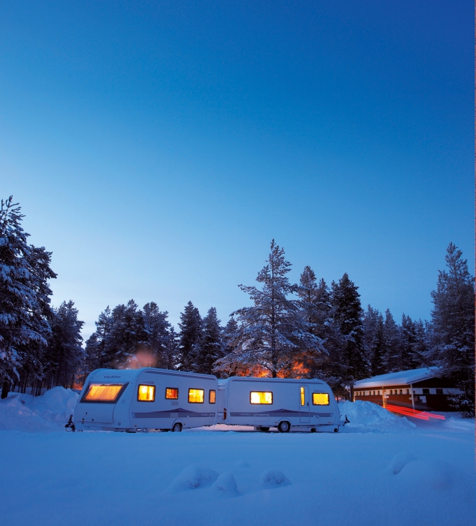Wintercamping mit Reisemobil und Caravan