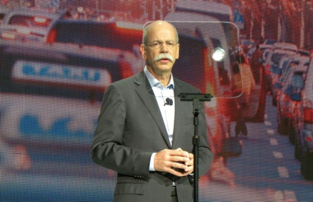 Zetsche: Die Zukunft liegt in der Wolke
