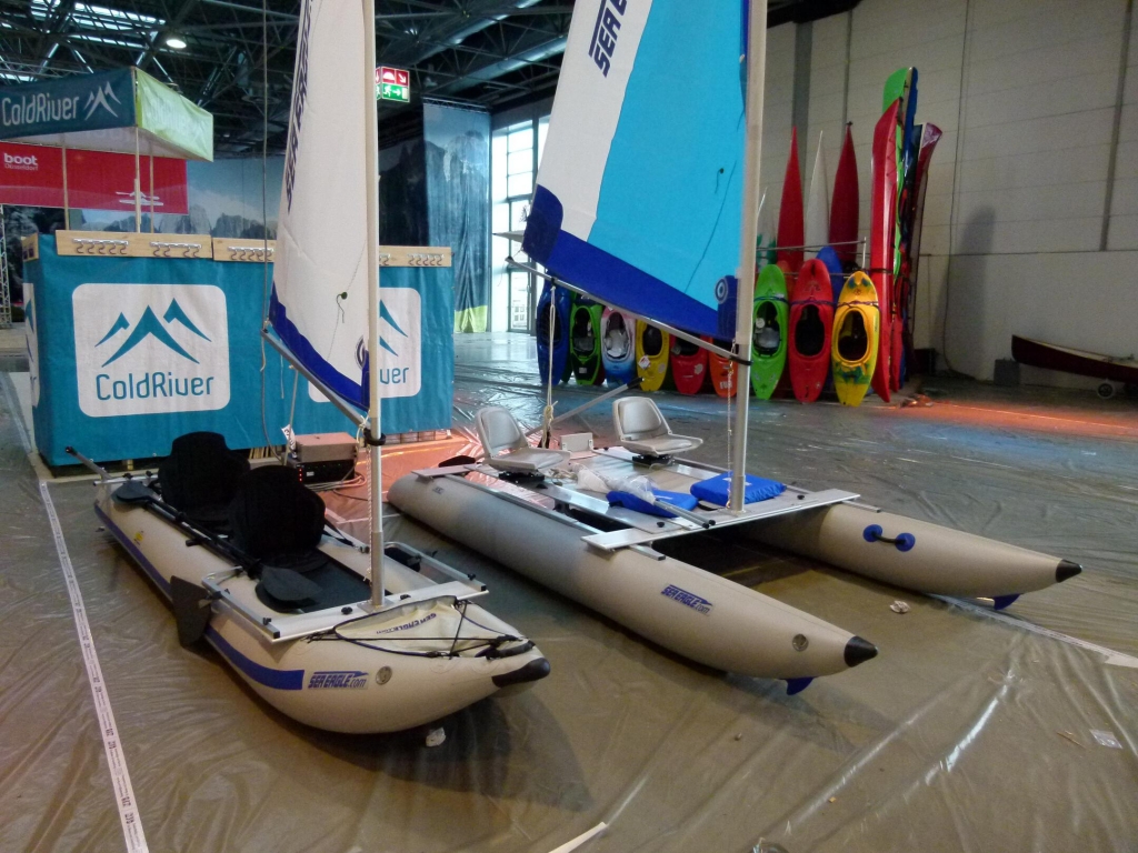 boot Düsseldorf 2012: Carbonboot, Kajaks und WaterPedelecs