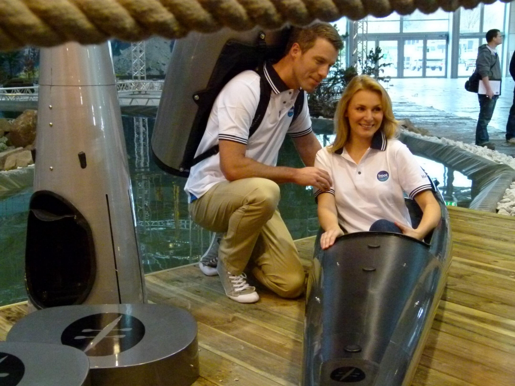 boot Düsseldorf 2012: Carbonboot, Kajaks und WaterPedelecs