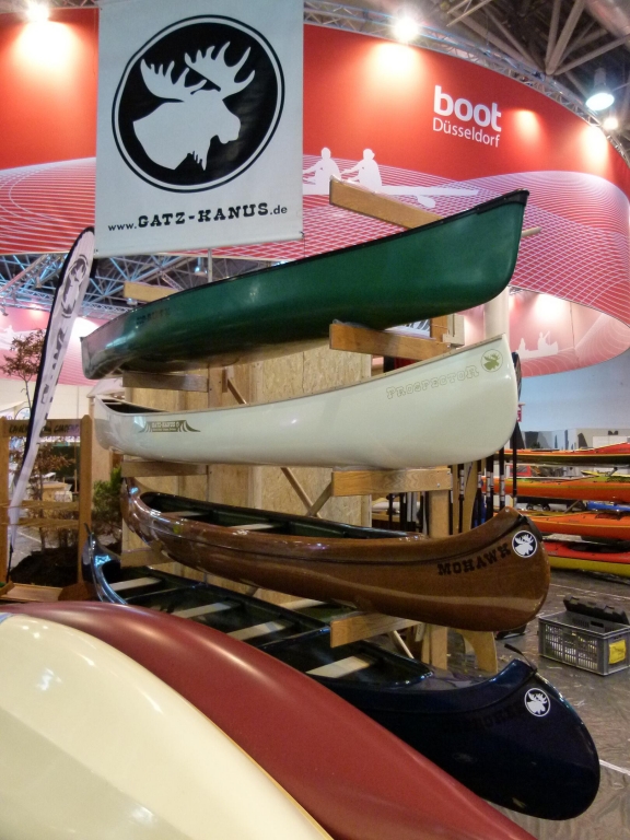boot Düsseldorf 2012: Carbonboot, Kajaks und WaterPedelecs