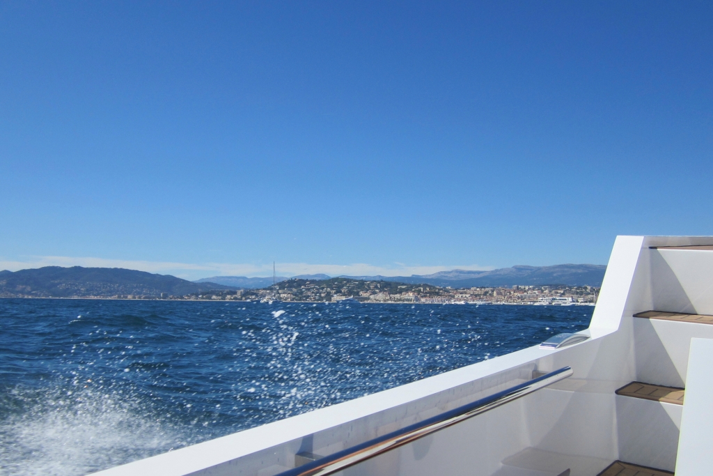 boot Düsseldorf 2012: Premiere Daycruiser Crossover und Limited Edition