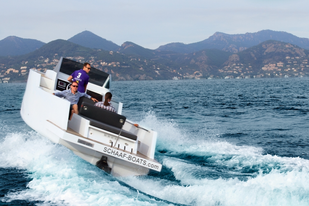 boot Düsseldorf 2012: Premiere Daycruiser Crossover und Limited Edition