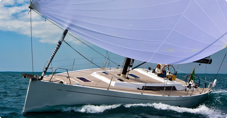boot Düsseldorf 2012: Solaris präsentiert Segelyachten One 37 und One 48