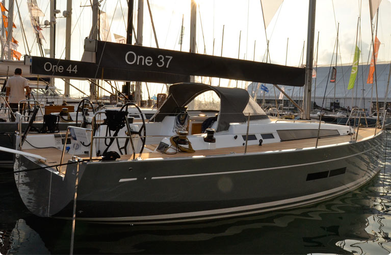 boot Düsseldorf 2012: Solaris präsentiert Segelyachten One 37 und One 48