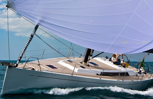 boot Düsseldorf 2012: Solaris präsentiert Segelyachten One 37 und One 48