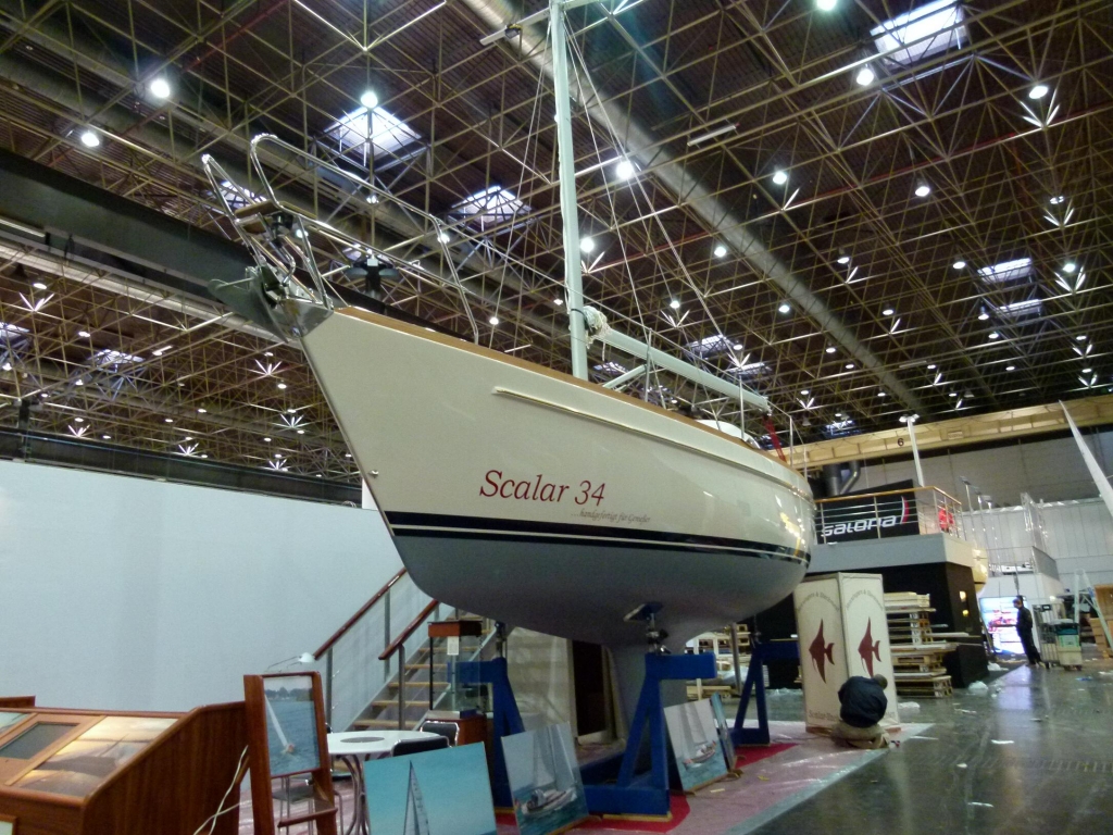 boot Düsseldorf 2012: Vom aufblasbaren Katamaran zur Segelyacht