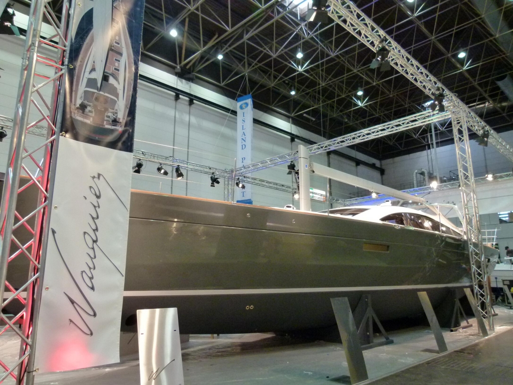 boot Düsseldorf 2012: Vom aufblasbaren Katamaran zur Segelyacht