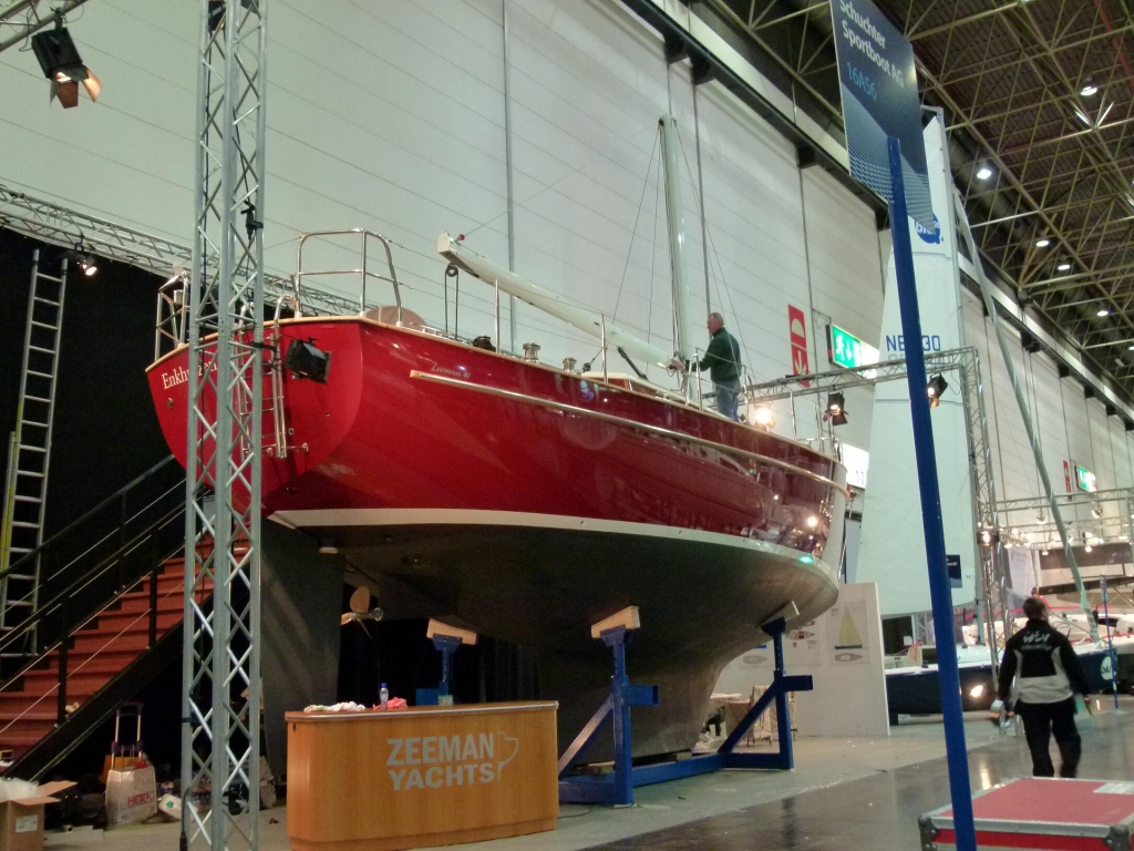 boot Düsseldorf 2012: Vom aufblasbaren Katamaran zur Segelyacht