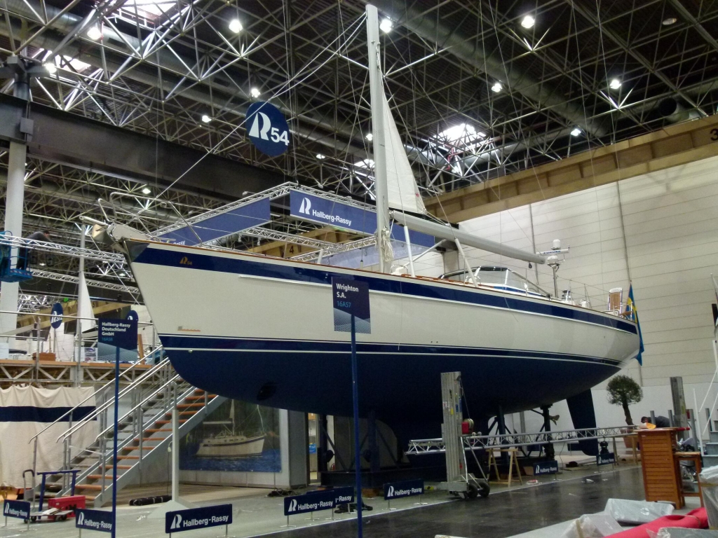 boot Düsseldorf 2012: Vom aufblasbaren Katamaran zur Segelyacht