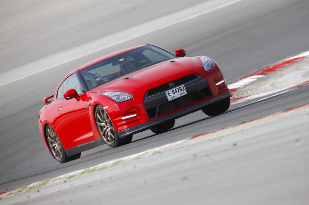 Über das Videospiel Gran Turismo konnte man sich um einen Platz im Rennwagen bewerben