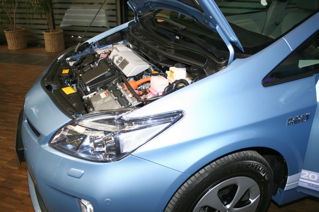 2012 wird Toyotas Hybrid-Jahr