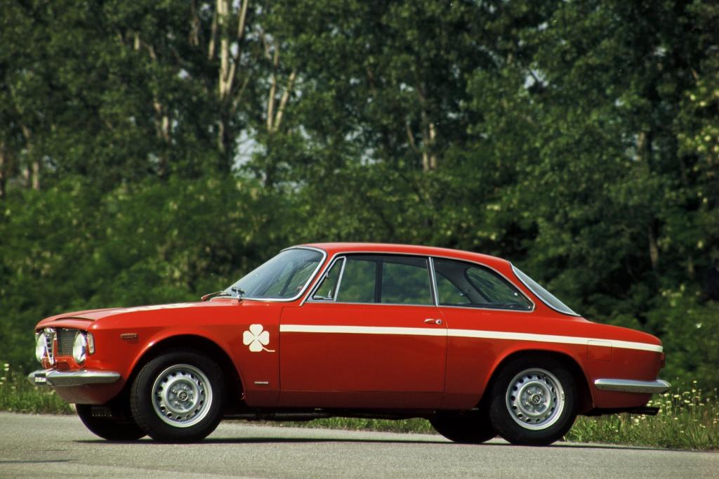 Alfa Romeo Giulia Coupe 1300 GTA Junior