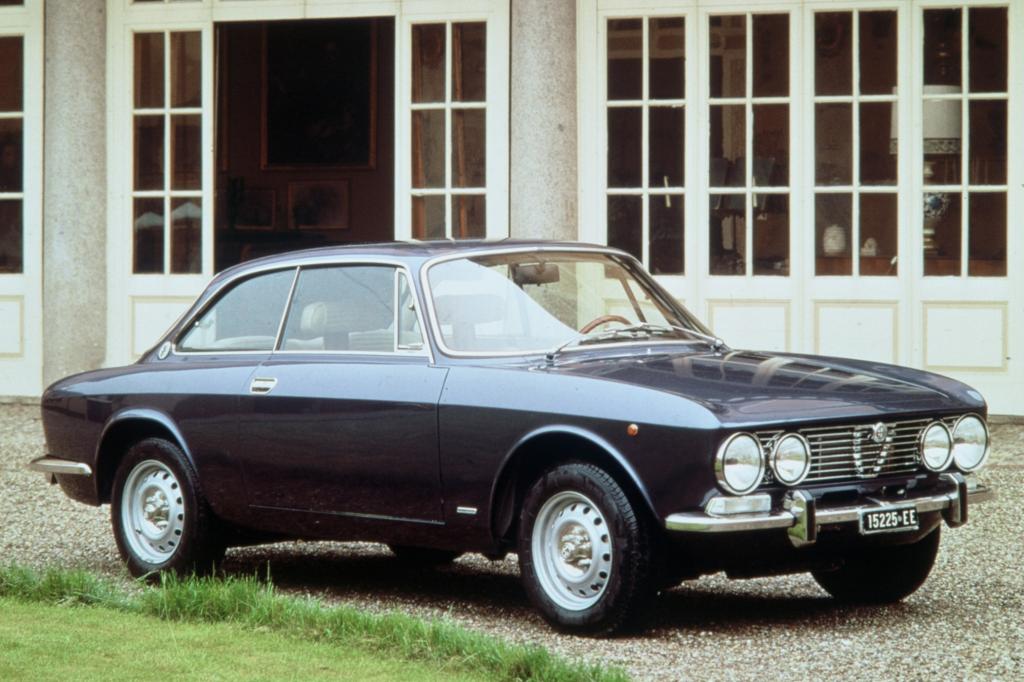 Alfa Romeo Giulia Coupe 2000 GT Veloce