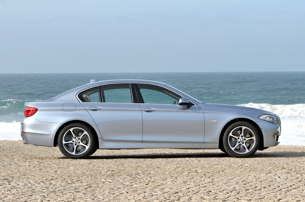 BMW ActiveHybrid 5: Blick auf die Beifahrerseite.