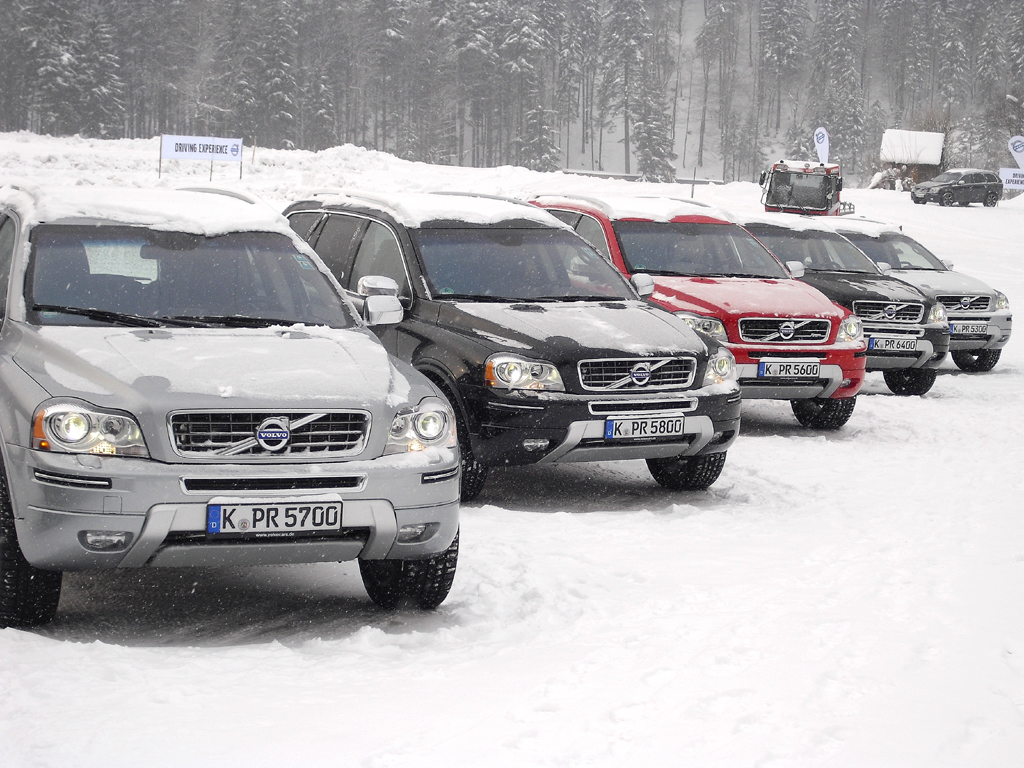 Beim Volvo-Wintertest stand noch der aktuelle XC90 im Mittelpunkt. 