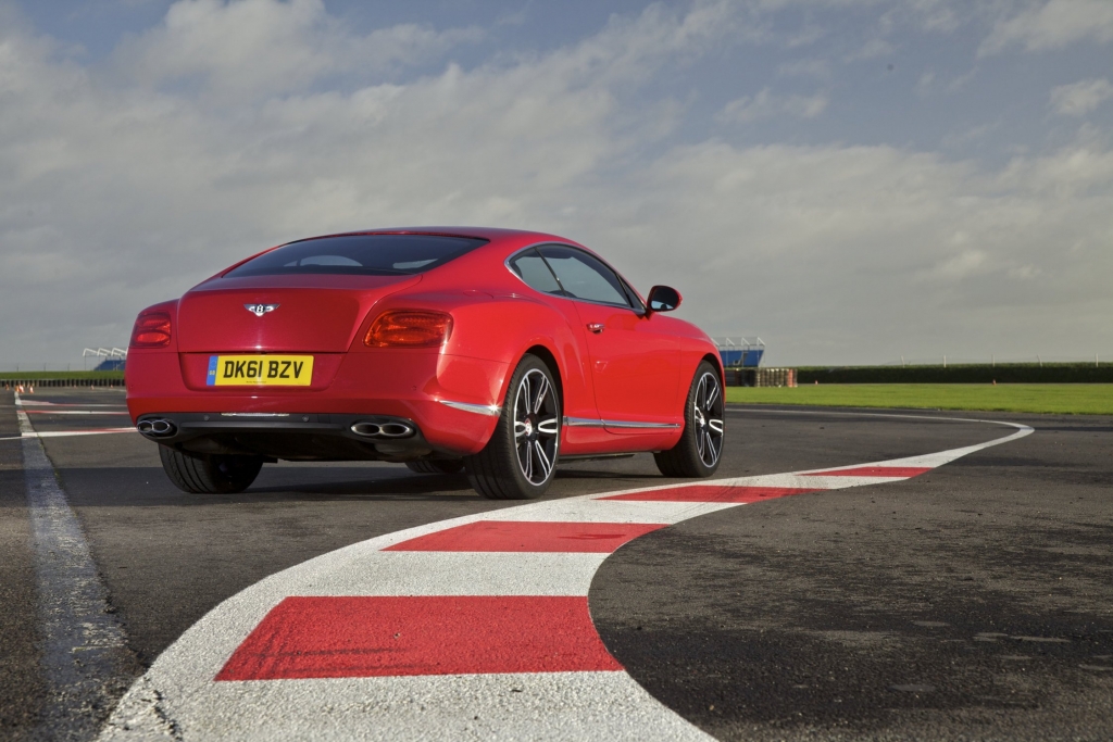 Bentley Continental GT: Wanderer zwischen den Welten