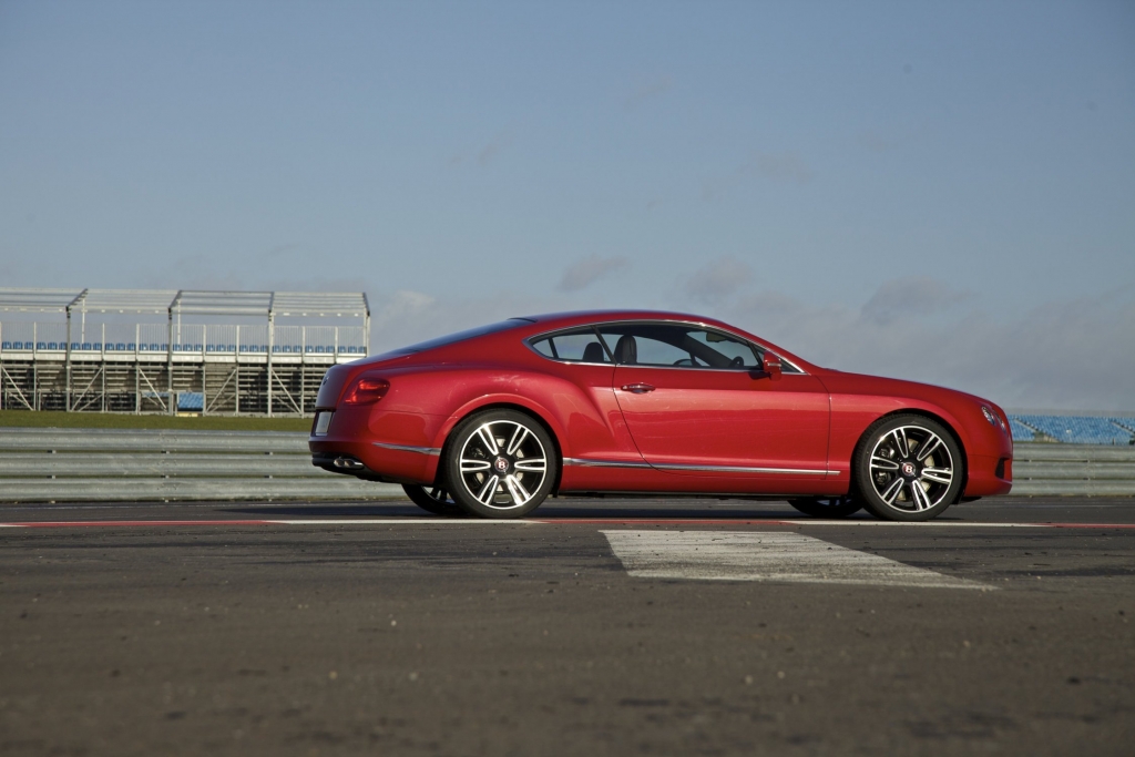 Bentley Continental GT: Wanderer zwischen den Welten