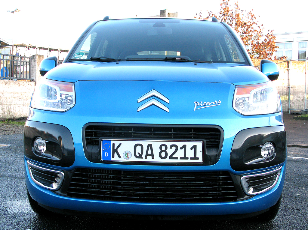 Citroën C3 Picasso: Blick auf die Frontpartie. 