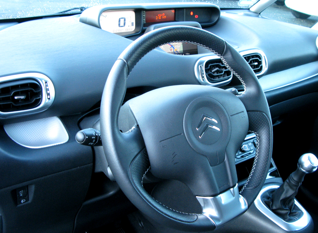 Citroën C3 Picasso: Blick ins Cockpit. 