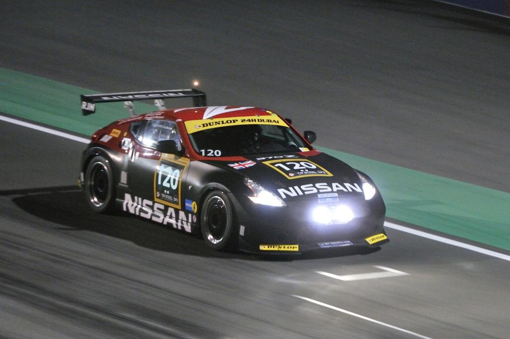 Der 370 Z startet auch bei Rennen