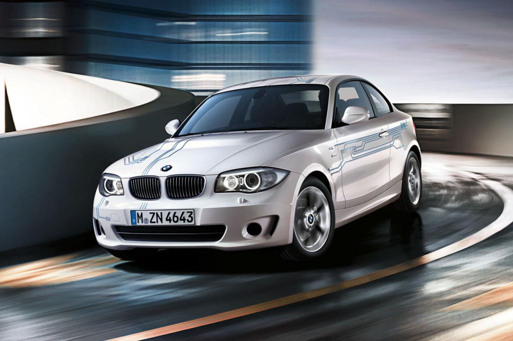 Der BMW 1er ActiveE wird von einem an der Hinterachse montierten 125 kW/170 PS-Heckmotor angetrieben