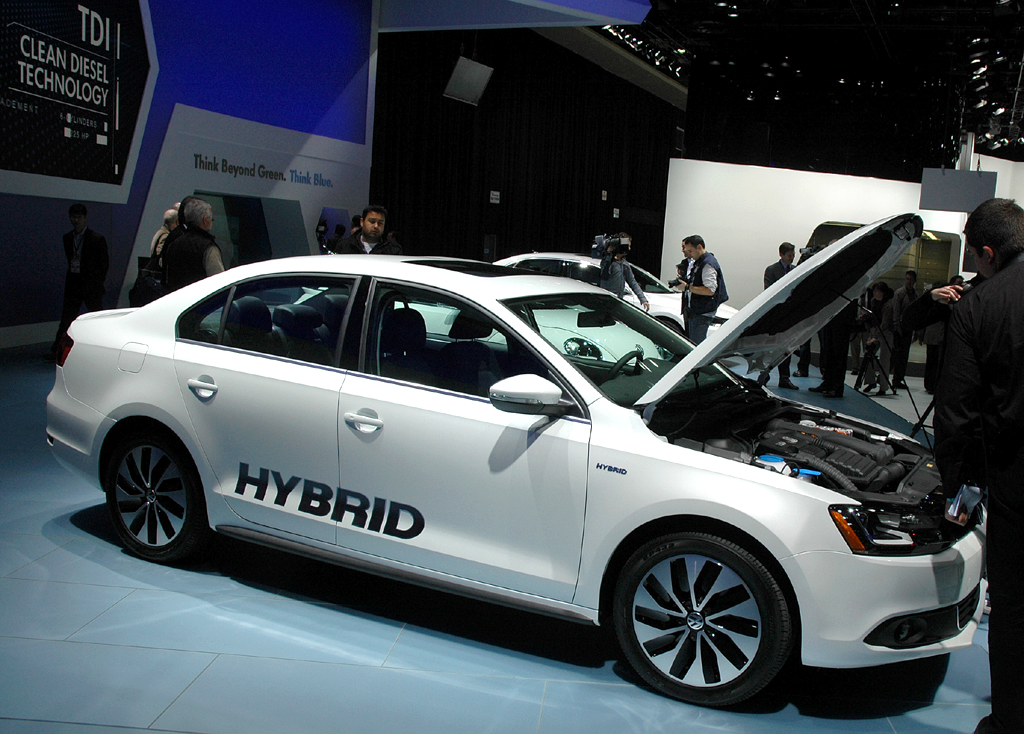 Die Sieger: VW Jetta, hier als Hybrid in Detroit ... 