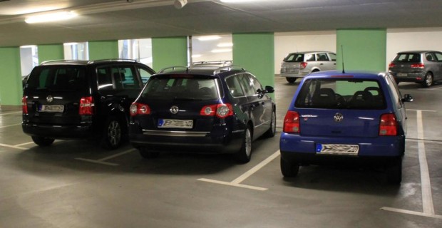 Enge Garagen und Stellplätze - Zwanzig Zentimeter mehr