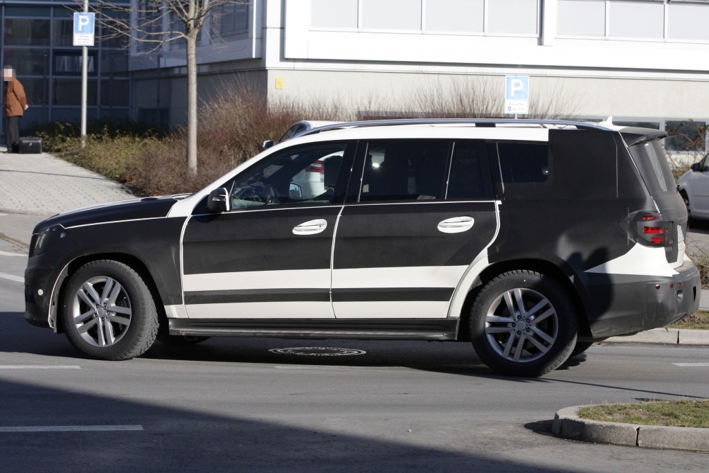 Erwischt: Erlkönig Mercedes GL – Keine Geheimnisse