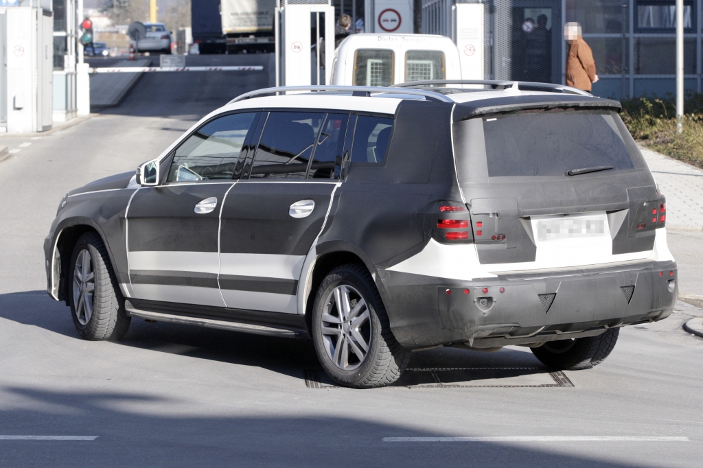 Erwischt: Erlkönig Mercedes GL – Keine Geheimnisse