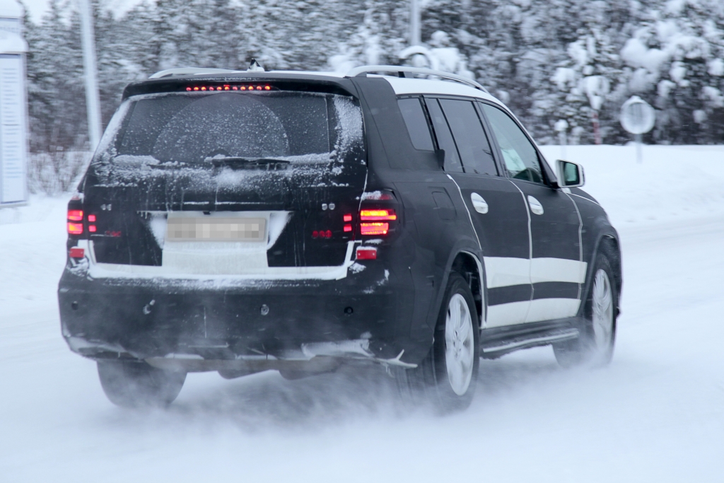 Erwischt: Erlkönig Mercedes GL – Schneeungeheuer