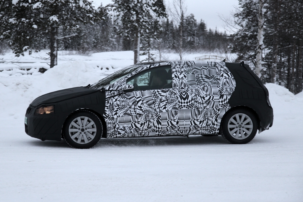 Erwischt: Erlkönig VW Golf VII – Von Allem etwas