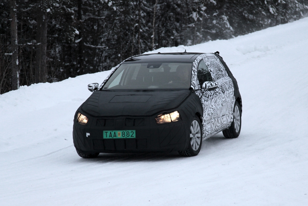 Erwischt: Erlkönig VW Golf VII – Von Allem etwas
