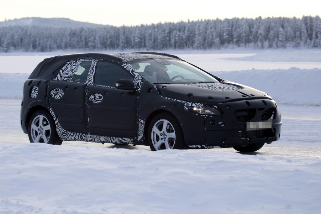 Erwischt: Erlkönig Volvo V40