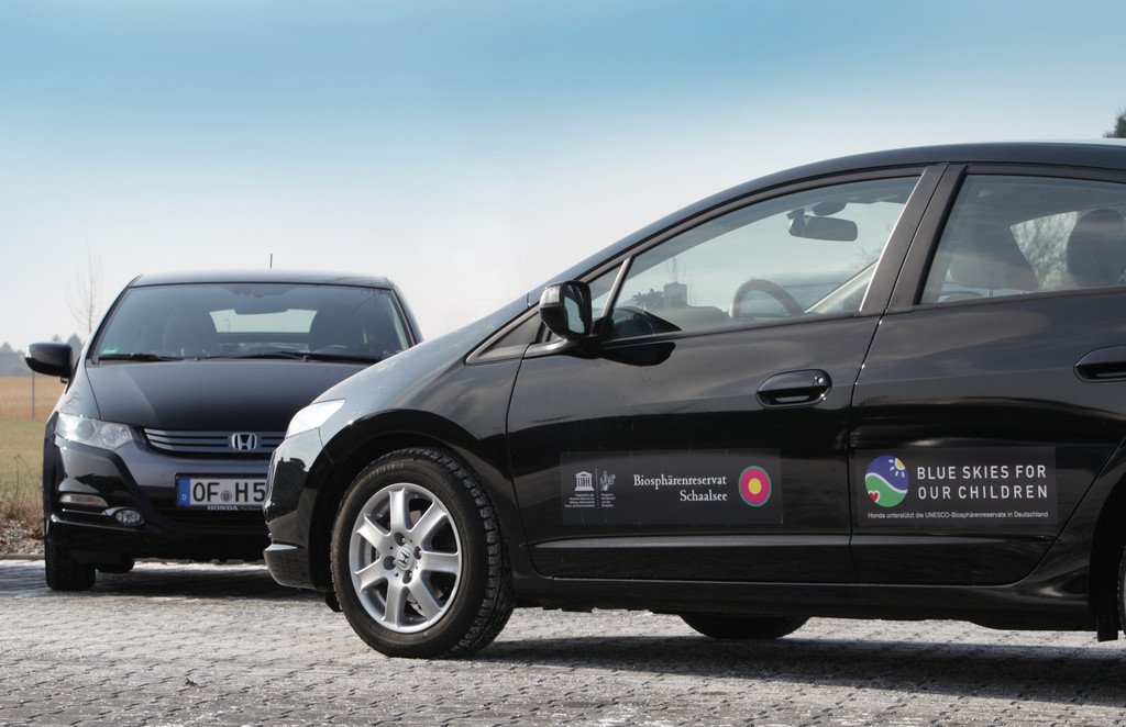 Honda übergibt Hybridfahrzeuge an UNESCO-Biosphärenreservate