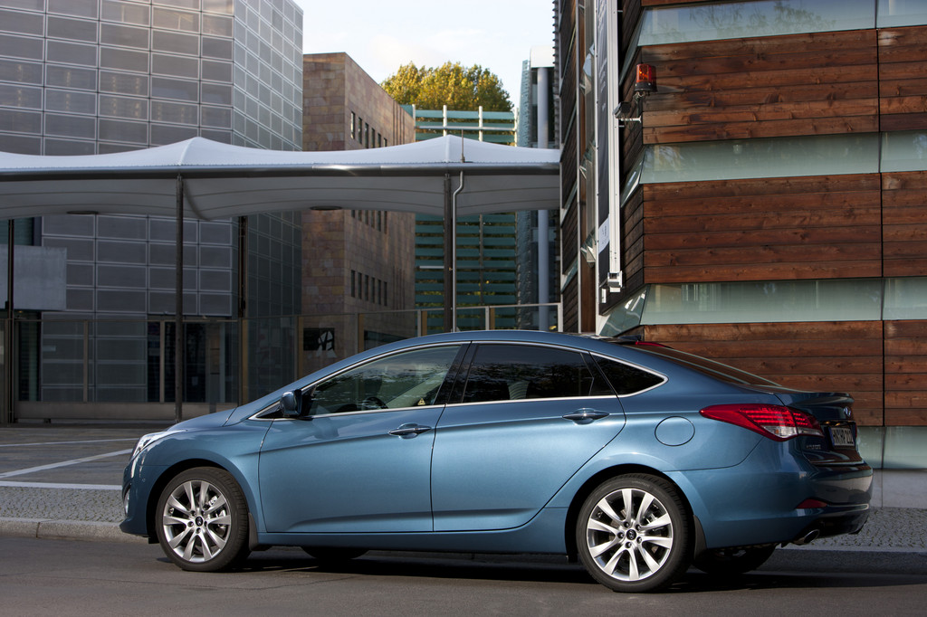 Hyundai i40-Limousine kommt im März