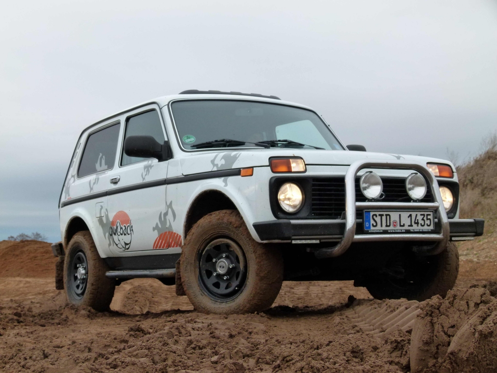 Lada 4x4: Preisvorteil für Geländewagen