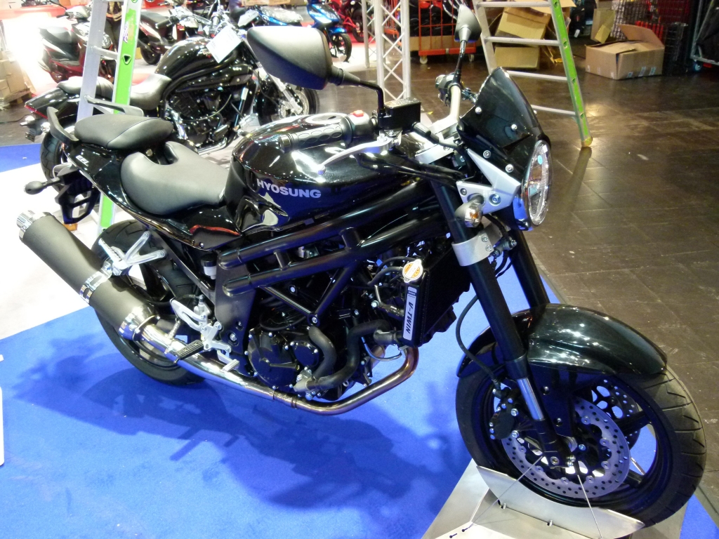 Motorrad Messe Leipzig 2012: BMW, Ducati, Hyosung und Kawasaki