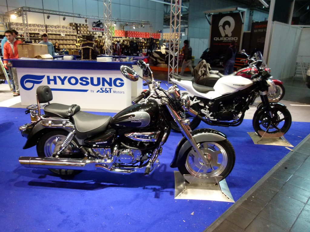 Motorrad Messe Leipzig 2012: BMW, Ducati, Hyosung und Kawasaki
