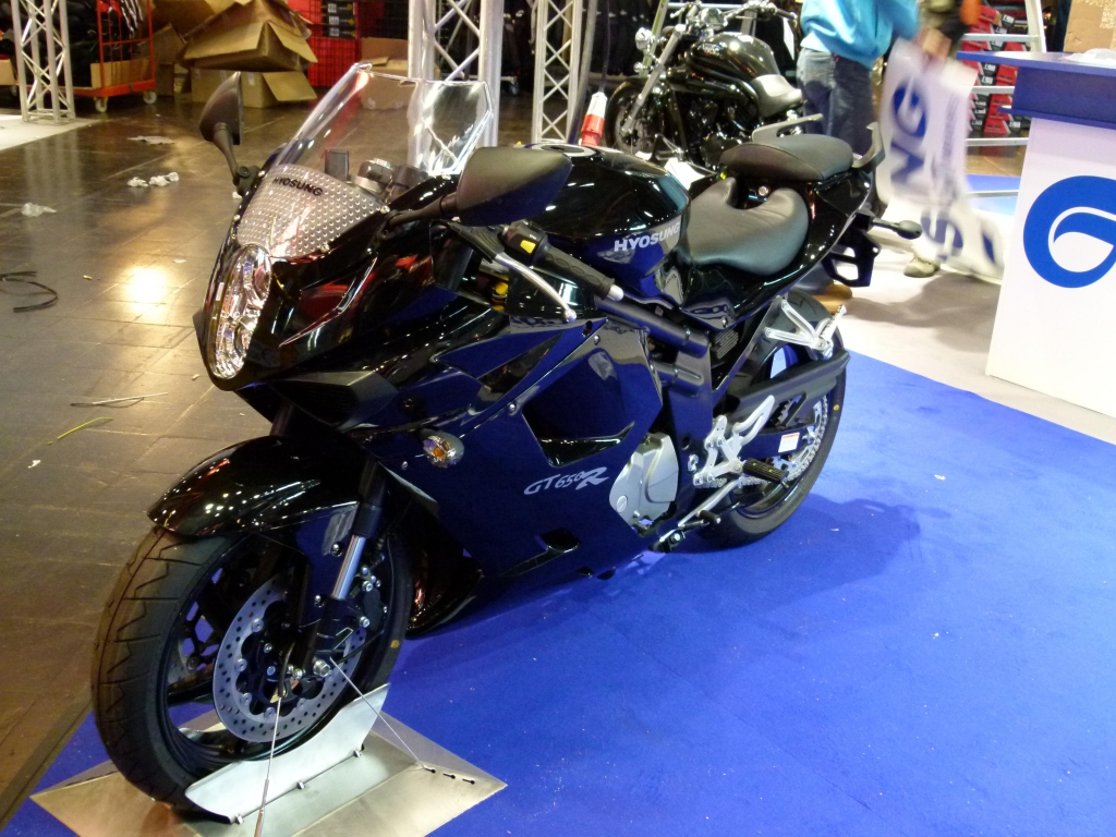 Motorrad Messe Leipzig 2012: BMW, Ducati, Hyosung und Kawasaki
