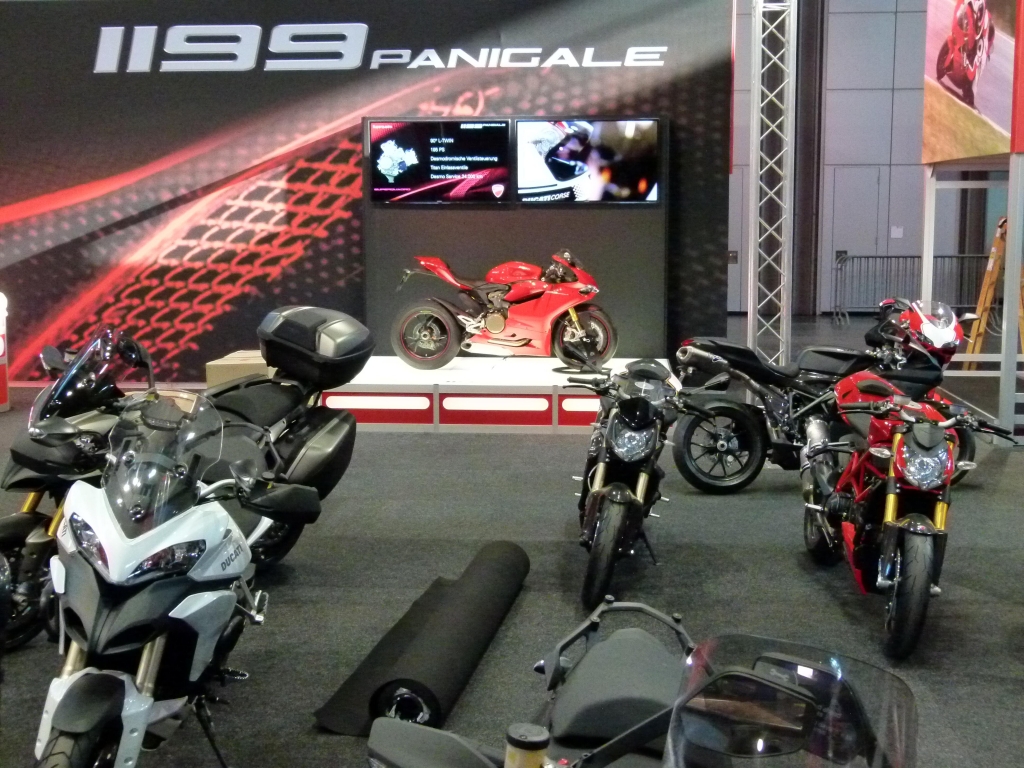 Motorrad Messe Leipzig 2012: BMW, Ducati, Hyosung und Kawasaki
