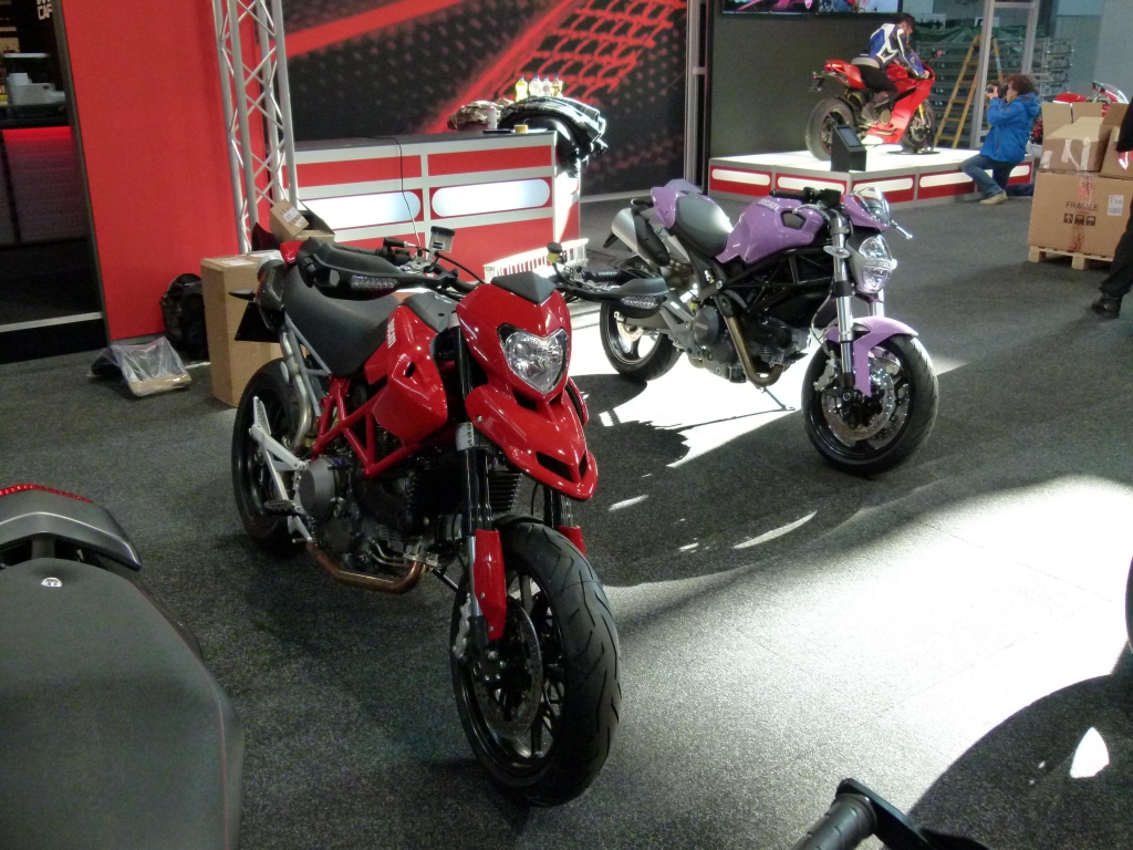 Motorrad Messe Leipzig 2012: BMW, Ducati, Hyosung und Kawasaki