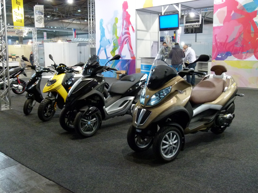 Motorrad Messe Leipzig 2012: Einstiegsroller bis Maxi-Scooter