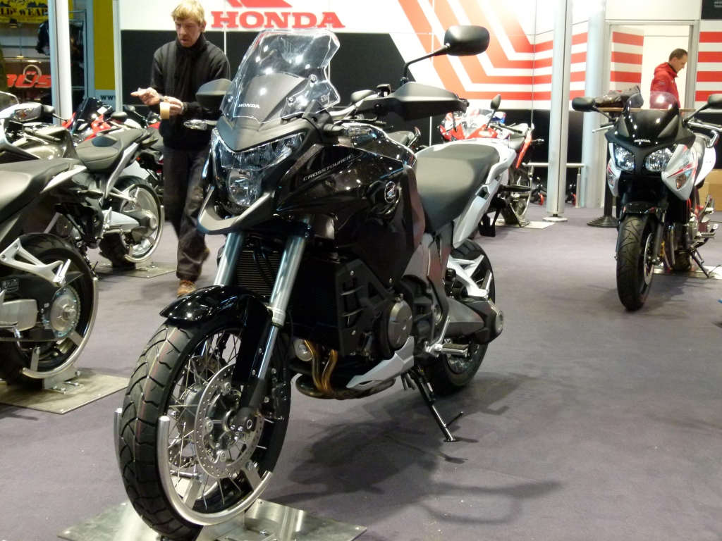 Motorrad Messe Leipzig 2012: KTM, Honda, Suzuki, Moto Guzzi, Triumph und Yamaha