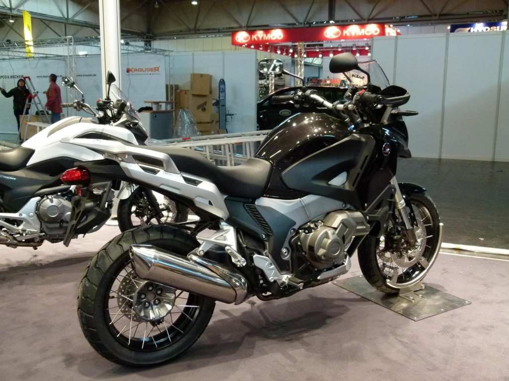 Motorrad Messe Leipzig 2012: KTM, Honda, Suzuki, Moto Guzzi, Triumph und Yamaha