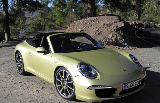 Nach oben offen: Porsche kündigt neues 911-Cabrio für Anfang März an