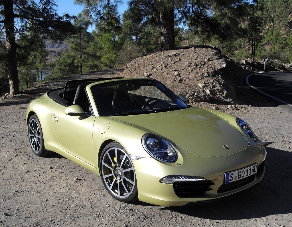 Nach oben offen: Porsche kündigt neues 911-Cabrio für Anfang März an