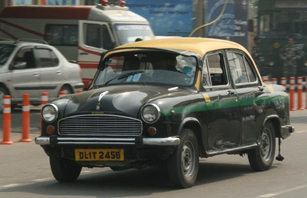 Panorama: Hindustan Ambassador - Botschafter aus einer anderen Zeit